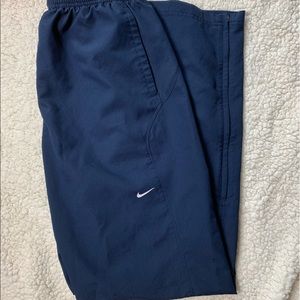 Men’s blue Nike Wind joggers size large